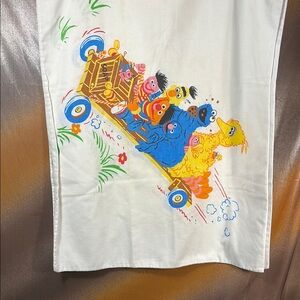 2 vintage J.C. Penney Sesame Street Character Print‎ White pillowcases d1